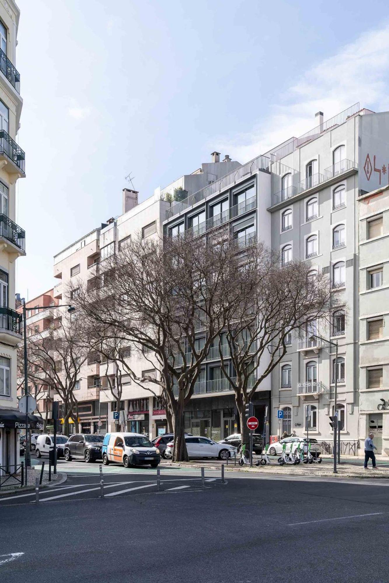 Limehome Defensores De Chaves Apartamento Lisboa