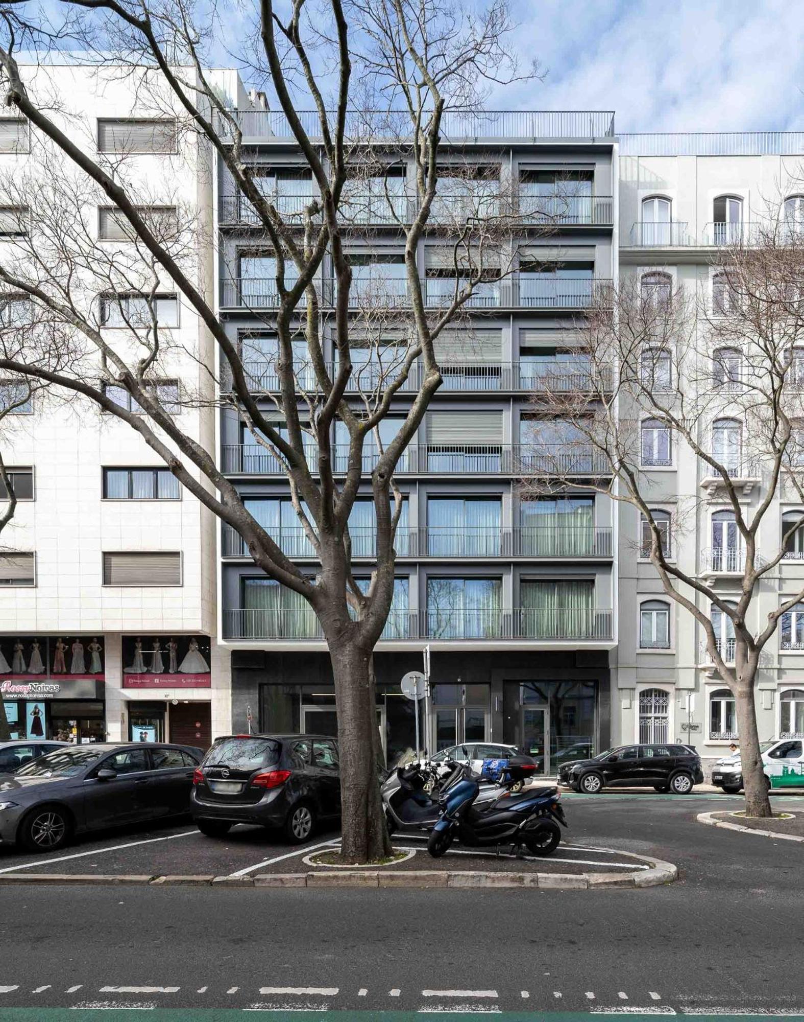 Apartamento Limehome Defensores De Chaves Lisboa