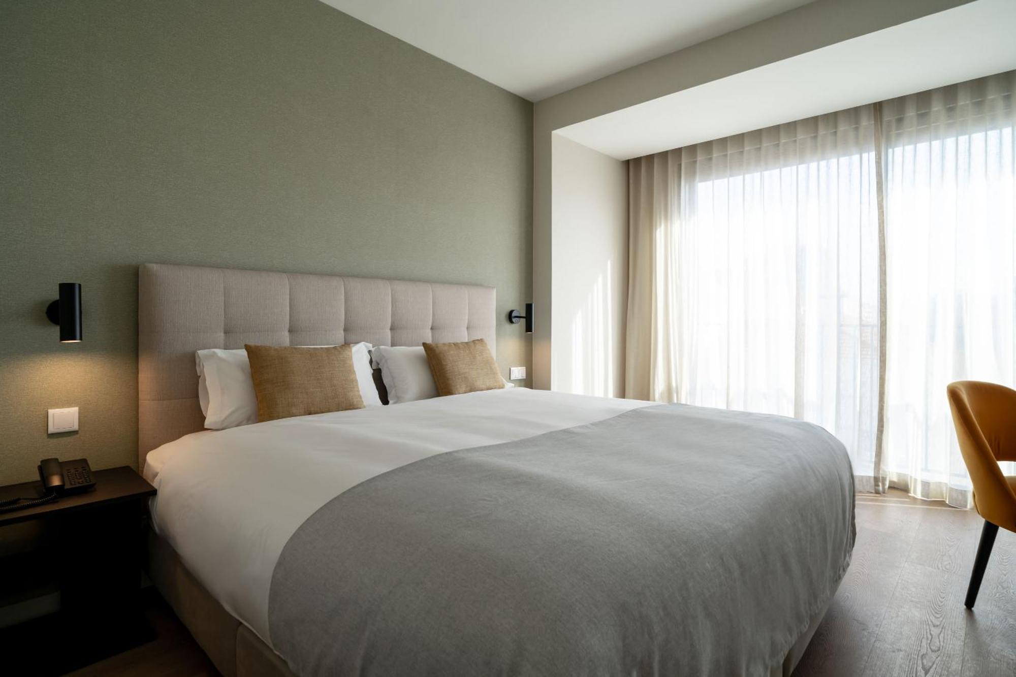 Apartamento Limehome Defensores De Chaves *