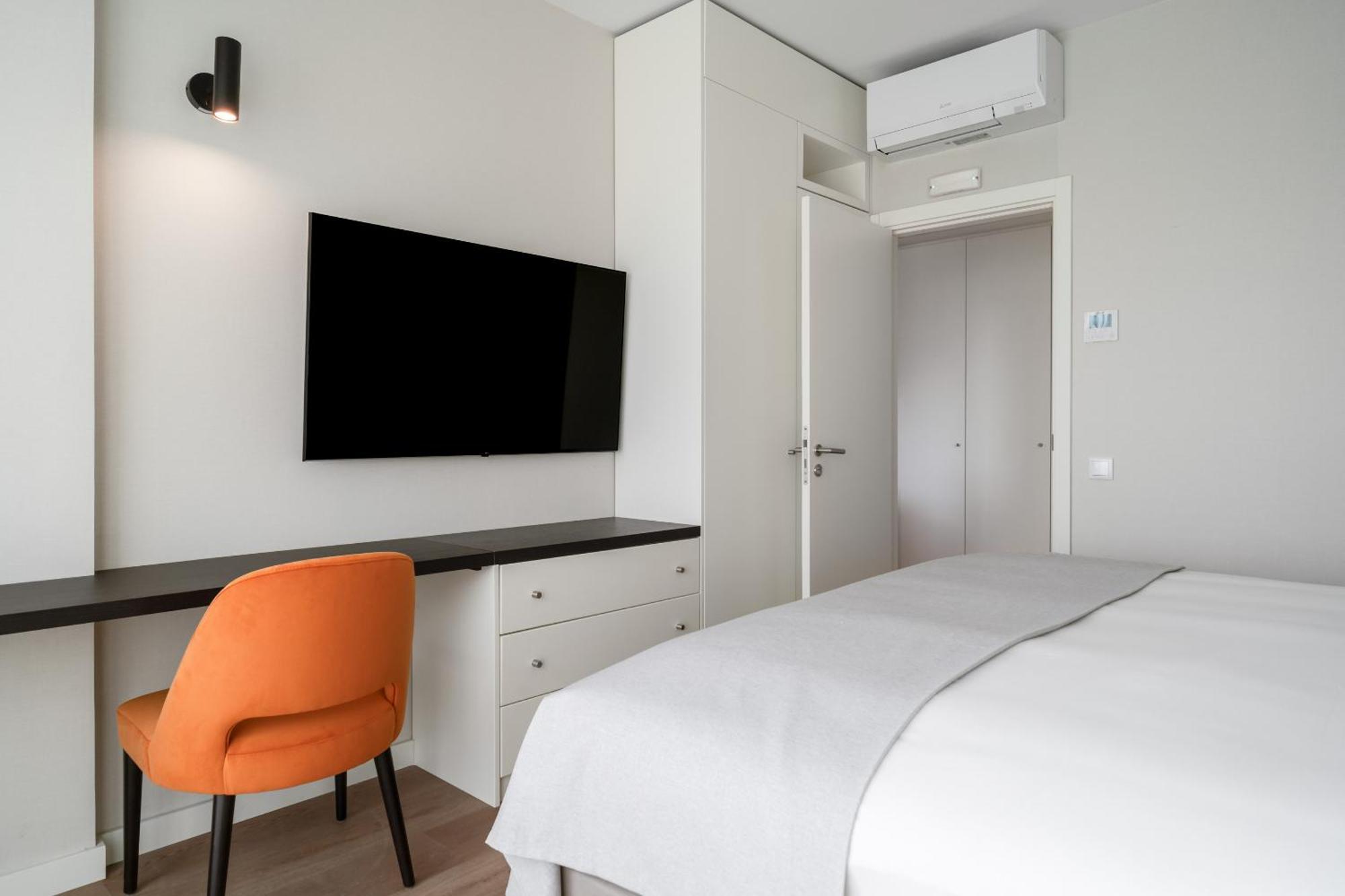 Apartamento Limehome Defensores De Chaves