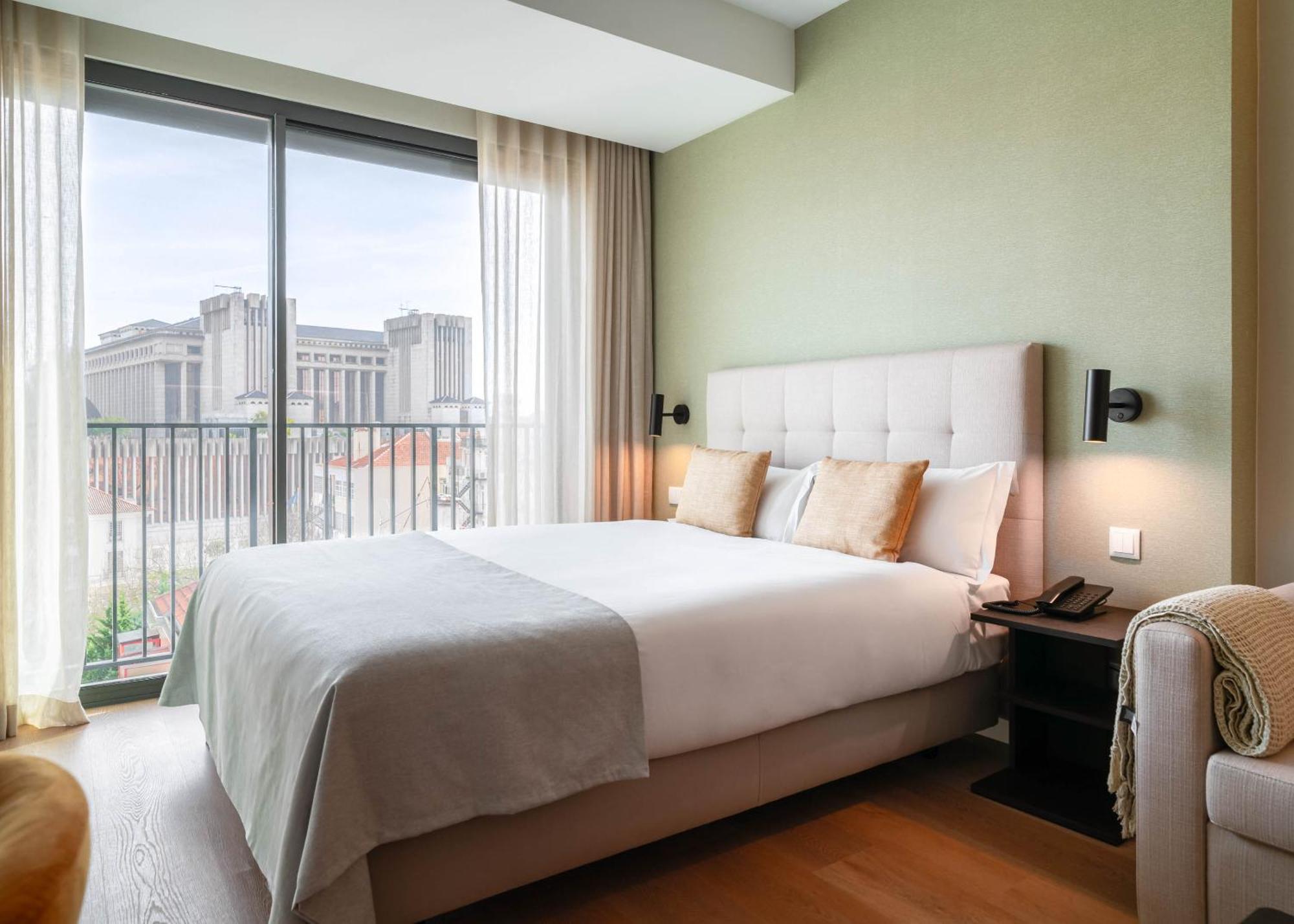 Apartamento Limehome Defensores De Chaves *